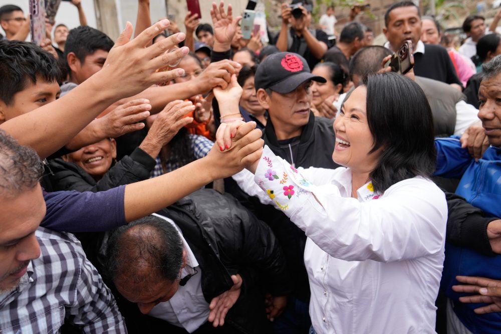 Peru Presidential Race Remains Deadlocked as Vote Counting Continues