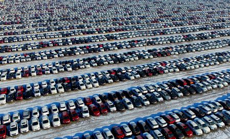 Chinese Auto Sales Continue Decline, Testing Foreign Carmakers