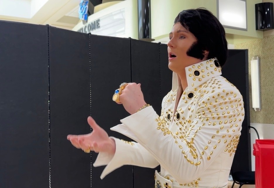 Young Elvis Tribute Artists Keep King’s Memory Alive in Mississippi Competition