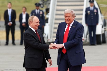Russia Says No Phone Call Planned Between Putin and Trump