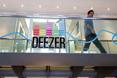 French Music Platform Releases Free Tool to Spot AI-Generated Songs