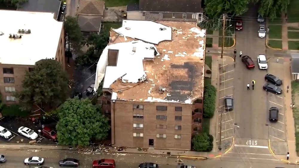 Severe Weather Brings Flight Chaos and Power Outages Across Midwest