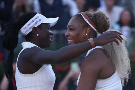 Serena Williams’ Doubles Run Ends After Partner’s Knee Injury at Queen’s Club