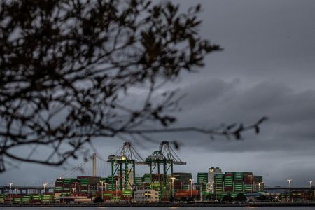 Federal Appeals Court Maintains Block on Trump Tariff Ruling