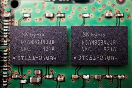 Truck Strike Disrupts Samsung, SK Hynix Chip Plant Construction in South Korea