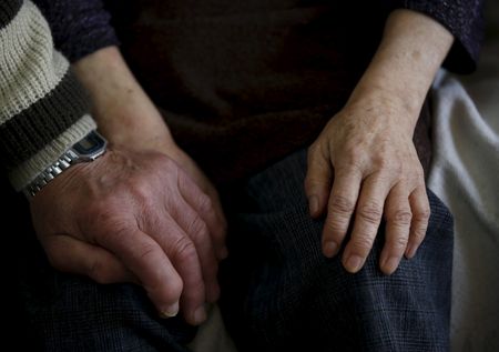 Popular Joint Pain Supplement May Speed Dementia Progression, Study Finds