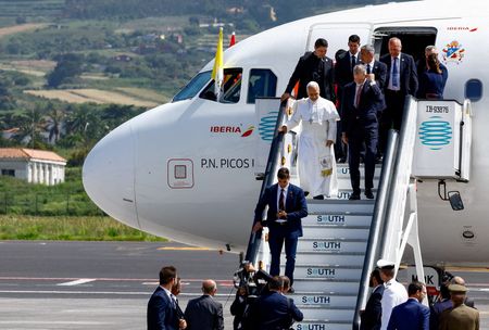 Technical Problem Forces Pope Leo to Delay Flight Home from Spain