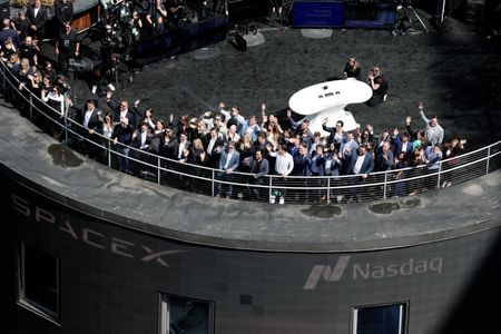 Wall Street Throws Lavish Parties as SpaceX IPO Creates New Millionaires