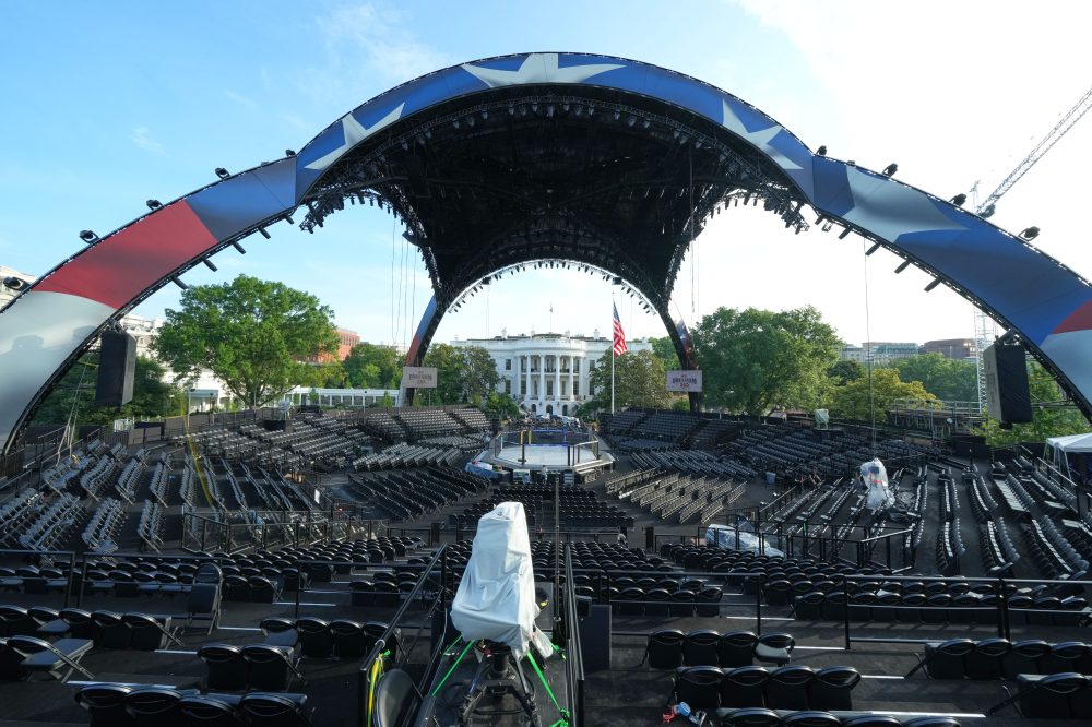 Trump Marks 80th Birthday With UFC Cage Fights on White House Lawn