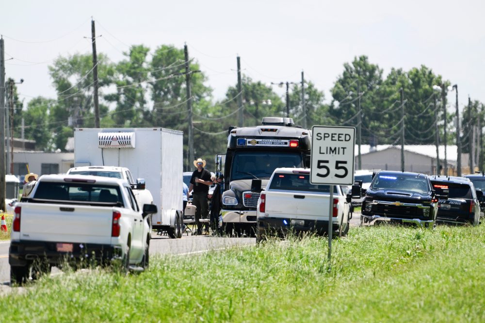 12 Killed When Skydiving Plane Crashes and Burns in Missouri