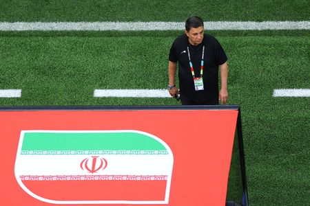 Iran’s Coach and Star Player Vow to Unite Iranians Through World Cup Play