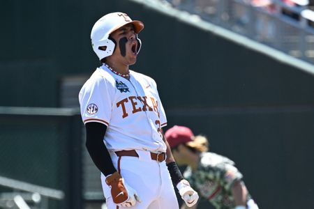 Texas’ Adrian Rodriguez Hits for Cycle, Drives in 7 to Eliminate Alabama at CWS