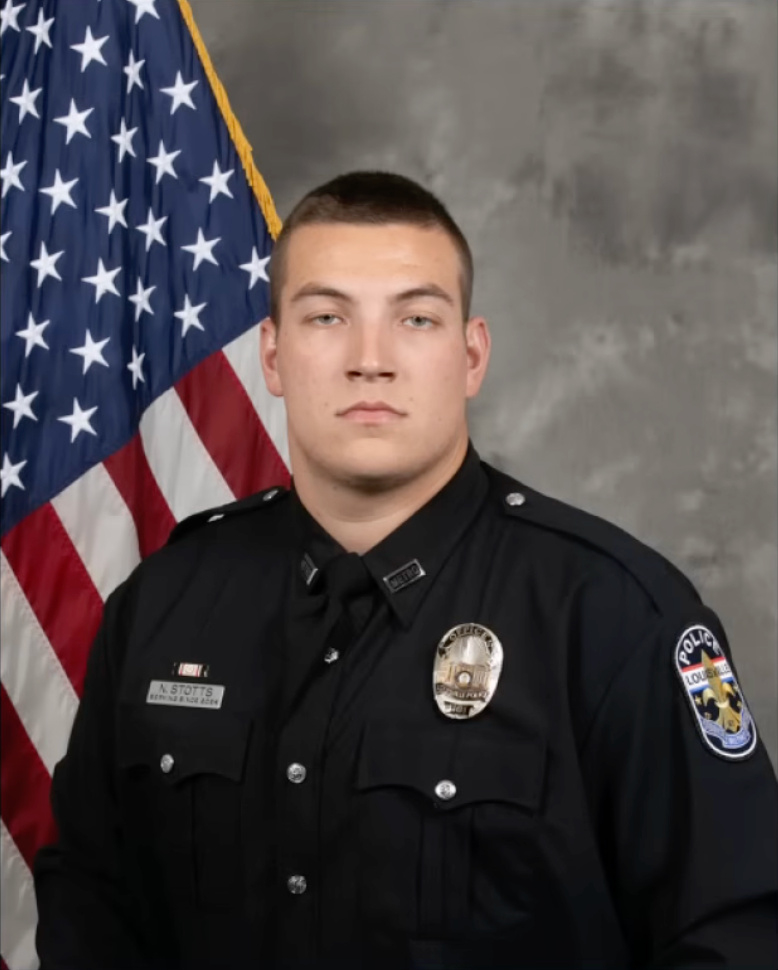 Ex-Louisville Officer Indicted on Manslaughter Charge in Fatal Shooting of Unarmed Man