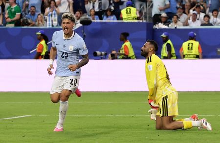 Uruguay Escapes Upset, Ties Saudi Arabia 1-1 in World Cup Opener