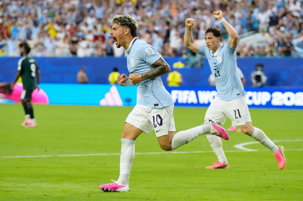 Uruguay Salvages 1-1 Tie with Saudi Arabia in World Cup Opener