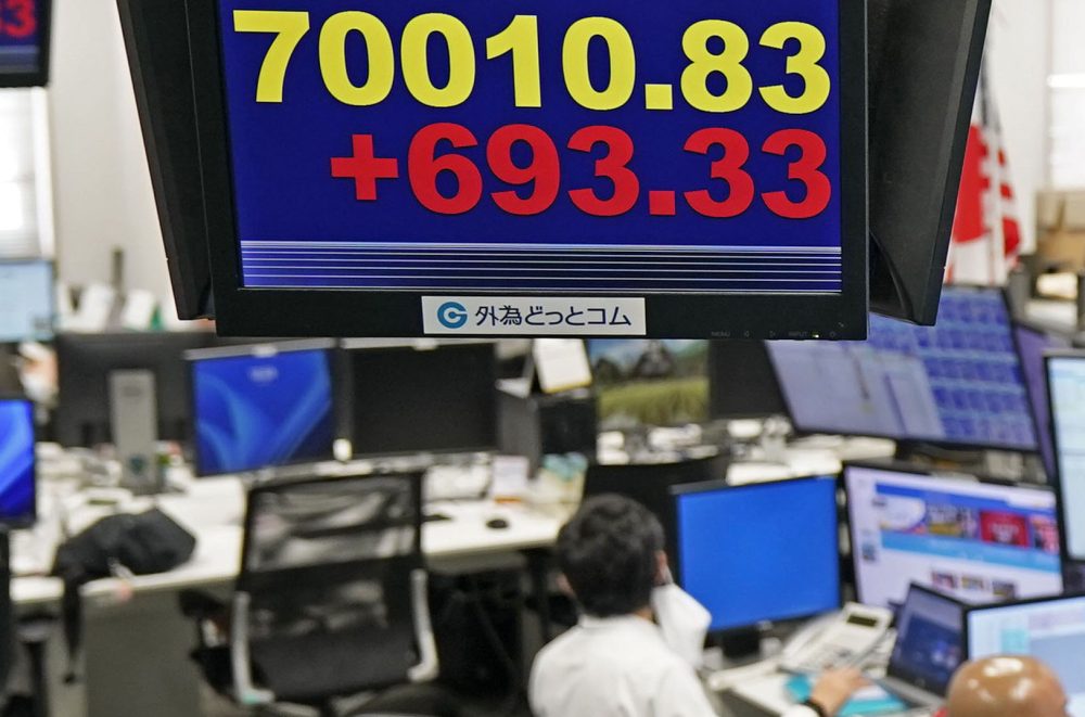 Japan’s Nikkei Briefly Crosses 70,000 as Bank of Japan Raises Rates to 30-Year High