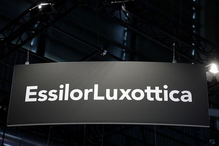 Eyewear Giant EssilorLuxottica Teams Up With Applied Materials on Smart Glasses
