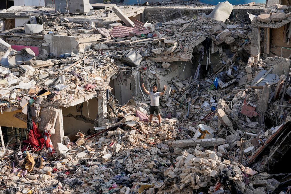 Residents Return to Rubble in Lebanon’s Nabatiyeh After US-Iran Truce