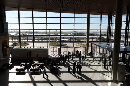 Australia Eases Middle East Travel Warnings Following US-Iran Interim Deal