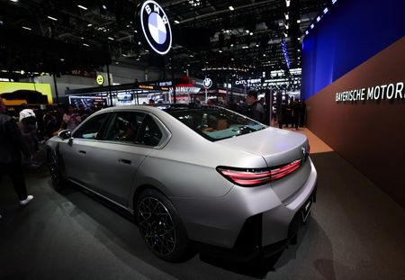 BMW Stock Drops 8% After Profit Warning Tied to China and Iran War