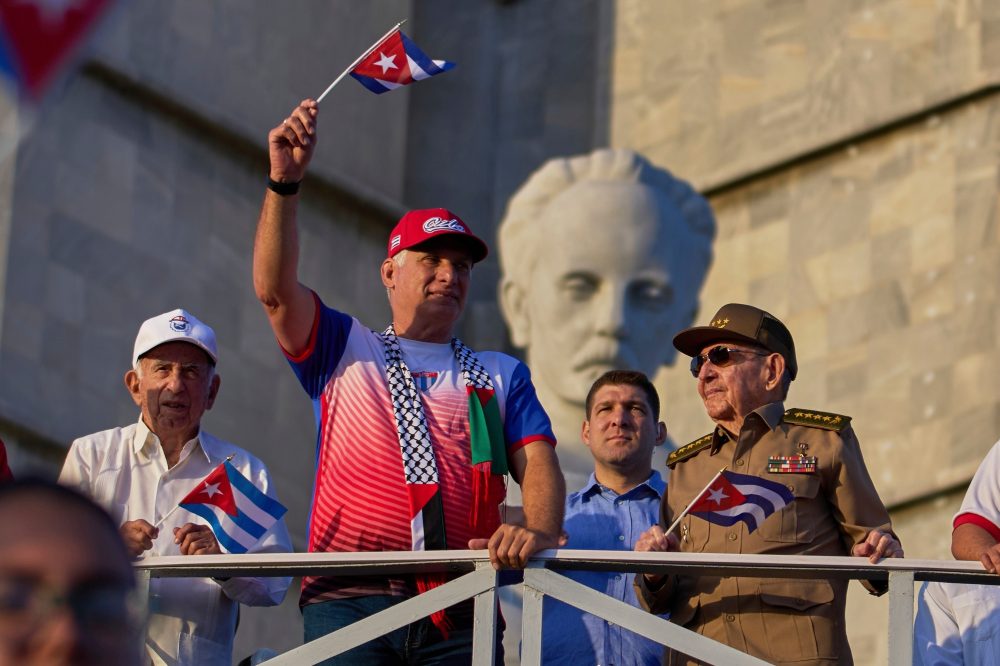 Cuba’s Communist Party Holds Emergency Session on Economic Overhaul