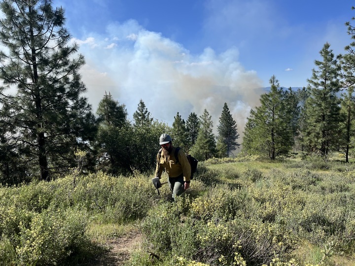Forest Service Claims Full Staffing as Western Wildfires Begin to Spread