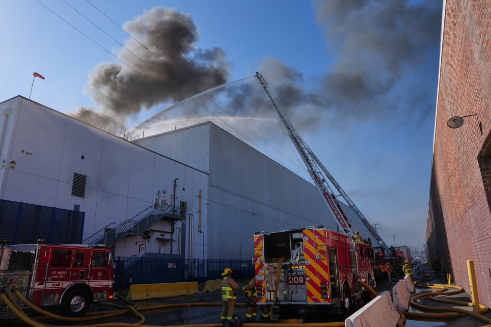 LA Warehouse Fire Triggers Shelter-in-Place Orders Over Toxic Air Threat