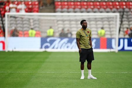 Alphonso Davies Benched as Canada Faces Qatar in World Cup Group B Showdown