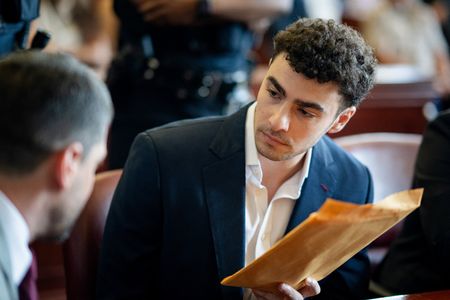 Mangione Drops Mental Health Defense Plan Ahead of NYC CEO Murder Trial