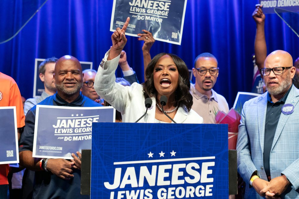 Democratic Socialists Riding Wave of Anti-Trump Energy in Mayoral Races Nationwide