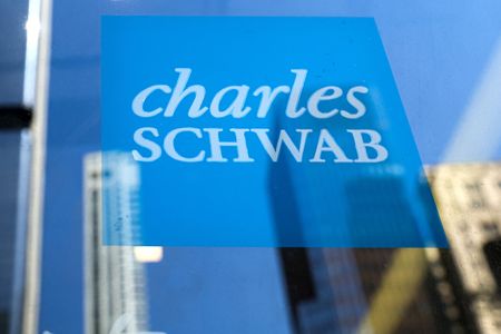 Charles Schwab Partners With Cboe to Launch Prediction Market Contracts