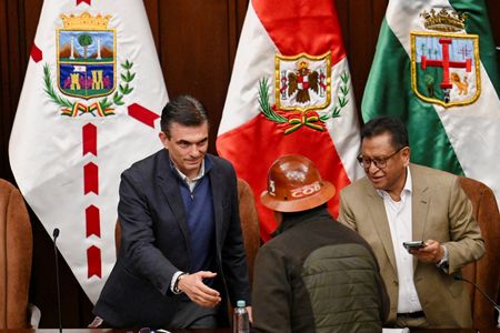 Bolivia Reaches Agreement With Labor Union After 50 Days of Nationwide Unrest