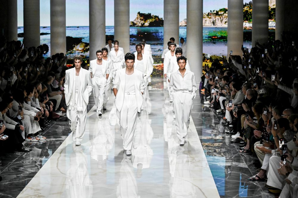 Dolce & Gabbana Takes Menswear to the Mediterranean at Milan Fashion Week