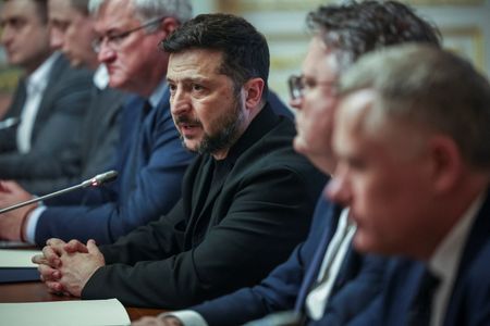 Zelenskiy Returns Polish State Honor Amid WWII Historical Dispute