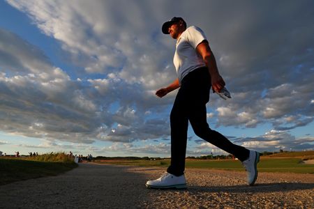 Clark Holds Six-Shot Lead at US Open, Hopes for Better Crowd on Sunday