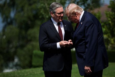 Trump Predicts UK Prime Minister Starmer Will Step Down