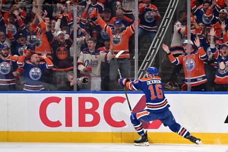 Edmonton Oilers Lock Up Forward Jason Dickinson with 5-Year, $20M Deal