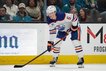 Oilers Lock Up Defenseman Connor Murphy to 5-Year, $20.4M Deal
