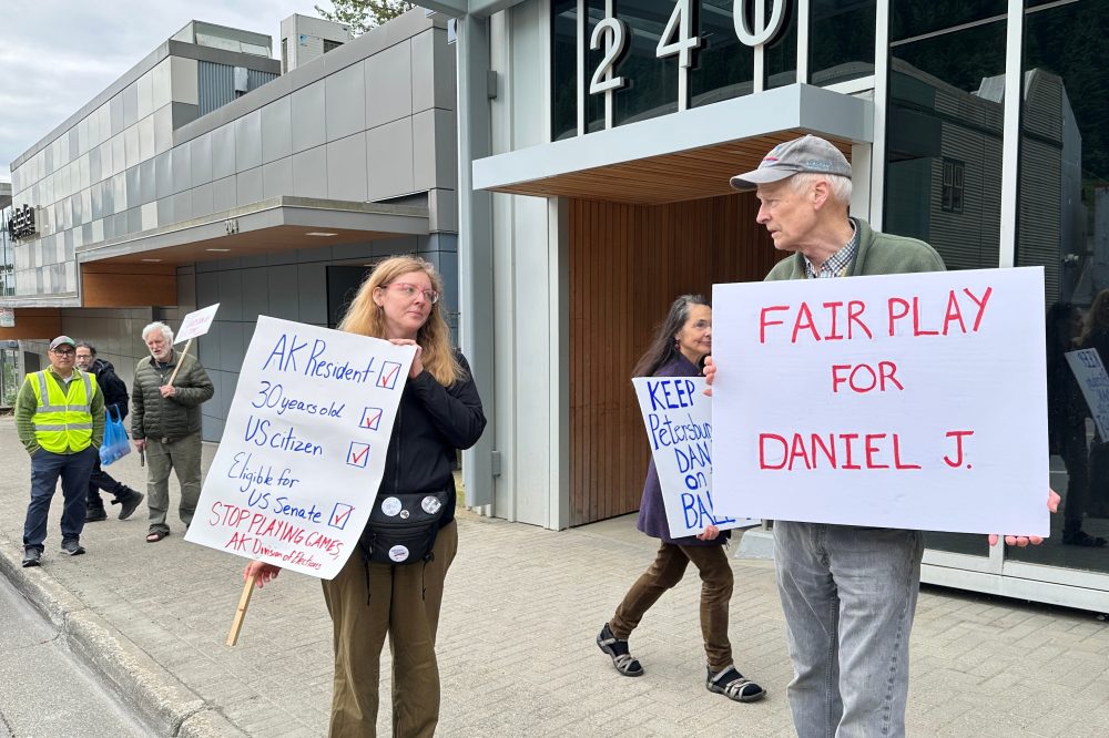 Same-Name Candidate Fights to Stay on Alaska Senate Primary Ballot