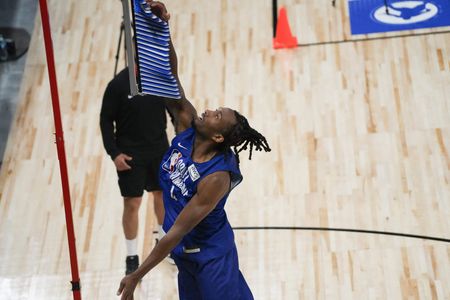 2026 NBA Draft Profile: Kansas Guard Darryn Peterson Breaks Down