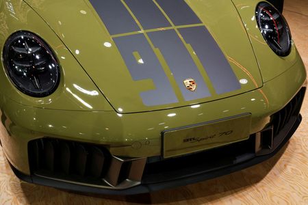 Porsche CEO Asks Investors for Patience as China Sales Collapse