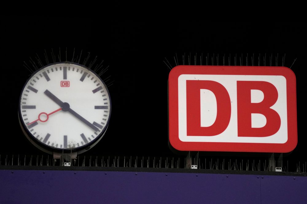 Germany’s Entire Rail Network Shuts Down After Communications System Failure