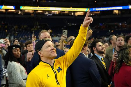 Dallas Mavericks Tab College Coach Dusty May as New Head Coach