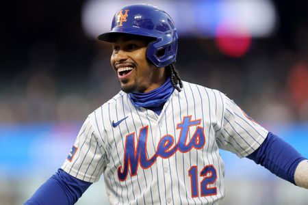Mets Shortstop Francisco Lindor Returns from Injury for Game 2 vs. Cubs