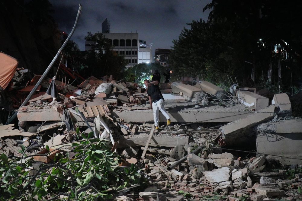 Twin Earthquakes Measuring 7.1 and 7.5 Devastate Venezuela
