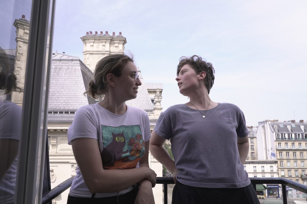 Paris’ Iconic Zinc Rooftops Trap Deadly Heat for Residents Below