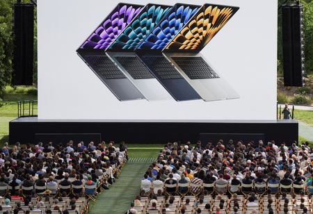 Apple Hikes MacBook and iPad Prices as Memory Chip Costs Surge