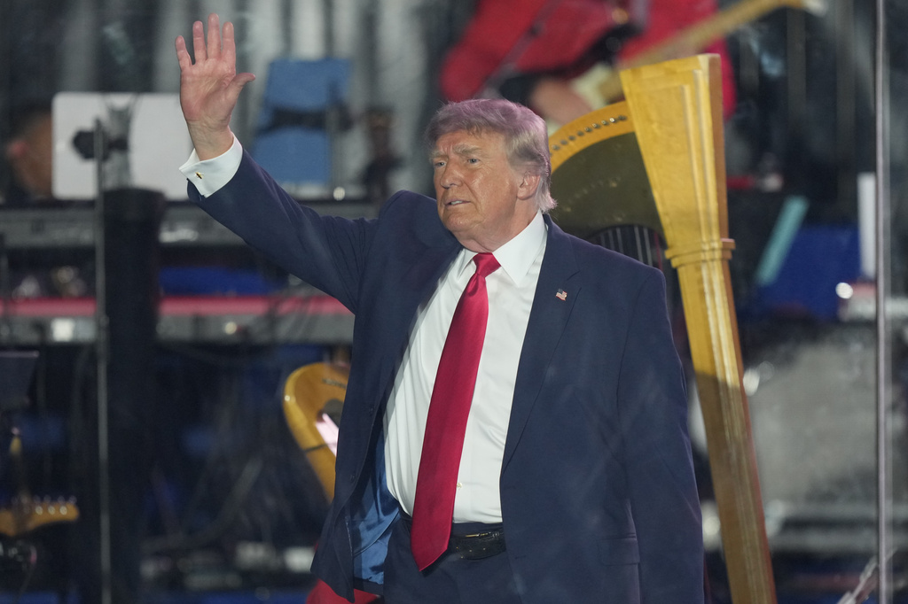 Senate Republicans Reverse Course, Reject War Powers Resolution After Trump Confrontation