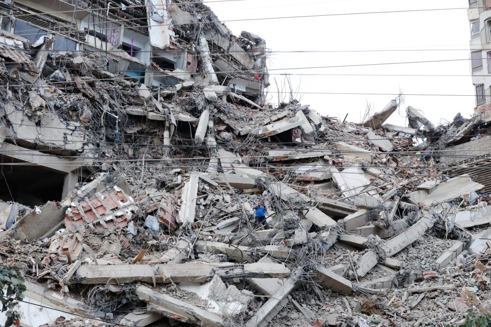 Global Leaders Rally Support After Deadly Venezuela Earthquakes Kill 164