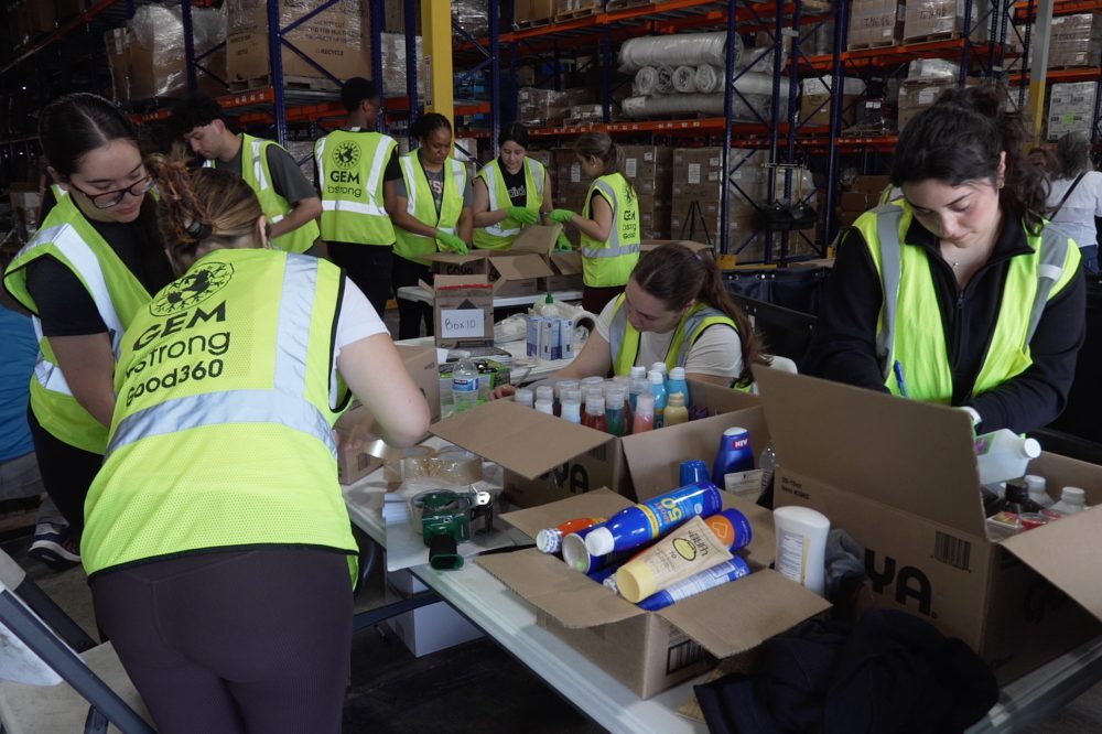 Venezuelan Americans Race to Send Aid After Deadly Earthquakes Hit Home Country